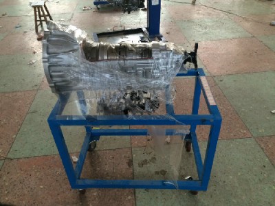前驅(qū)自動變速器解剖模型,汽車教學(xué)模型,汽車實(shí)物解剖模型